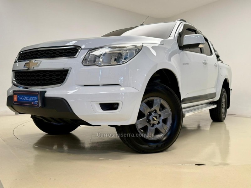 S10 2.4 ADVANTAGE 4X2 CD 8V FLEX 4P MANUAL - 2016 - SANTA CRUZ DO SUL