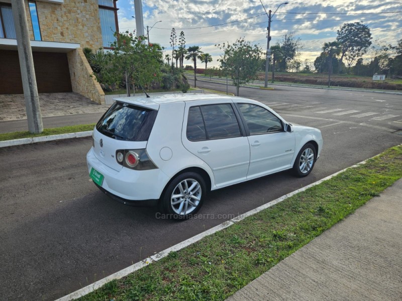 GOLF 1.6 MI BLACK & SILVER 8V GASOLINA 4P MANUAL - 2008 - VERANóPOLIS
