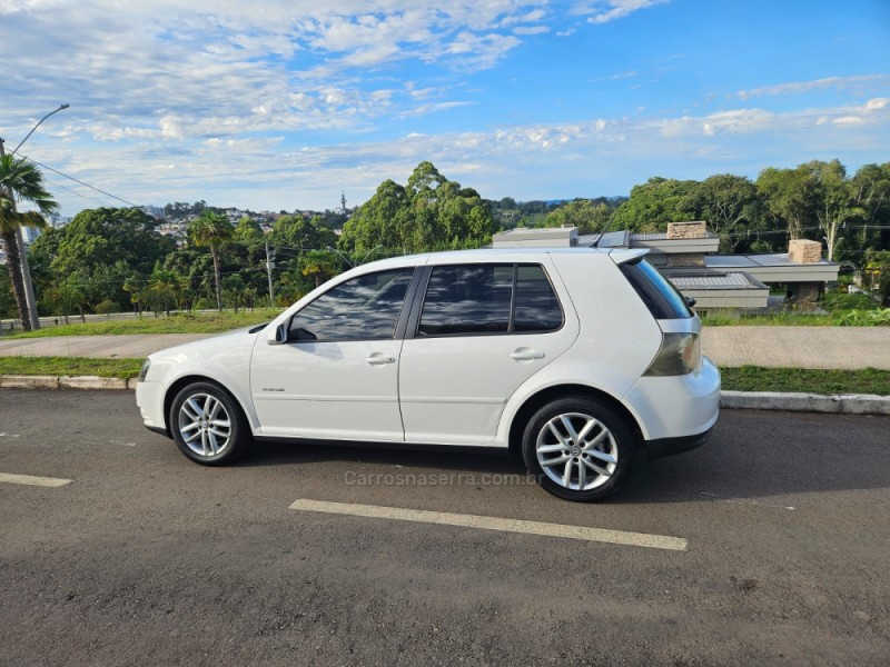 GOLF 1.6 MI BLACK & SILVER 8V GASOLINA 4P MANUAL - 2008 - VERANóPOLIS