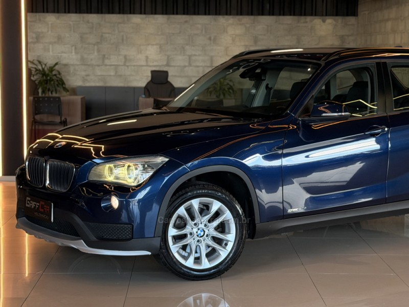 X1 2.0 16V TURBO ACTIVEFLEX SDRIVE20I 4P AUTOMÁTICO - 2015 - DOIS IRMãOS