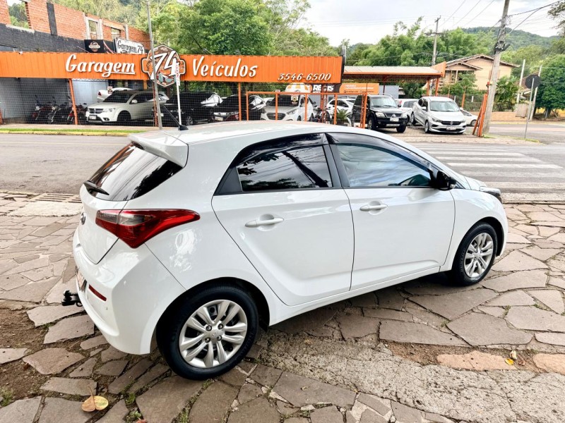 HB20 1.0 COMFORT 12V FLEX 4P MANUAL - 2018 - TRêS COROAS