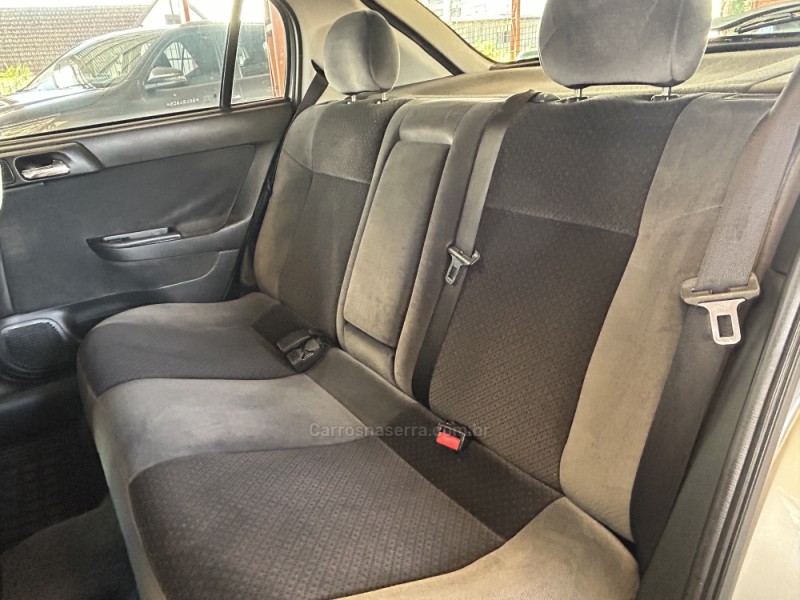 ASTRA 2.0 MPFI ELEGANCE 8V FLEX 4P MANUAL - 2005 - NOVO HAMBURGO