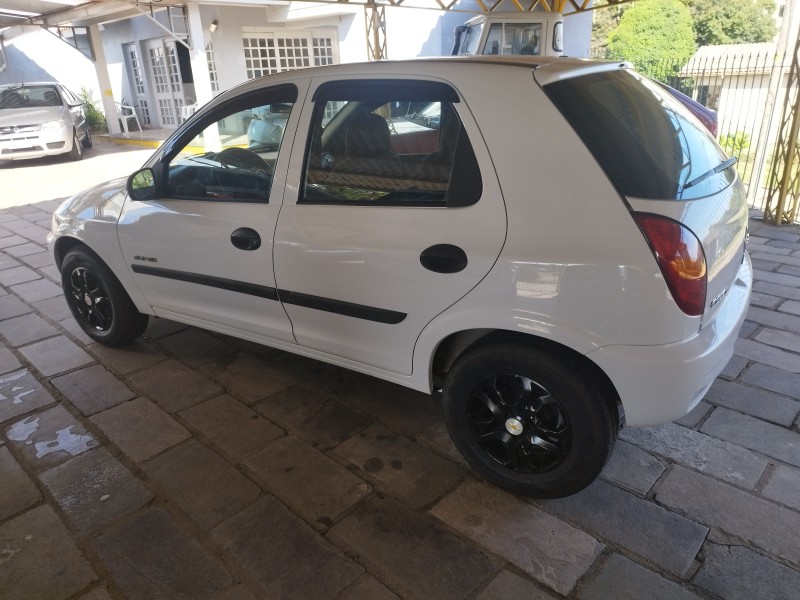 CELTA 1.0 MPFI SUPER 8V FLEX 4P MANUAL - 2005 - VERANóPOLIS