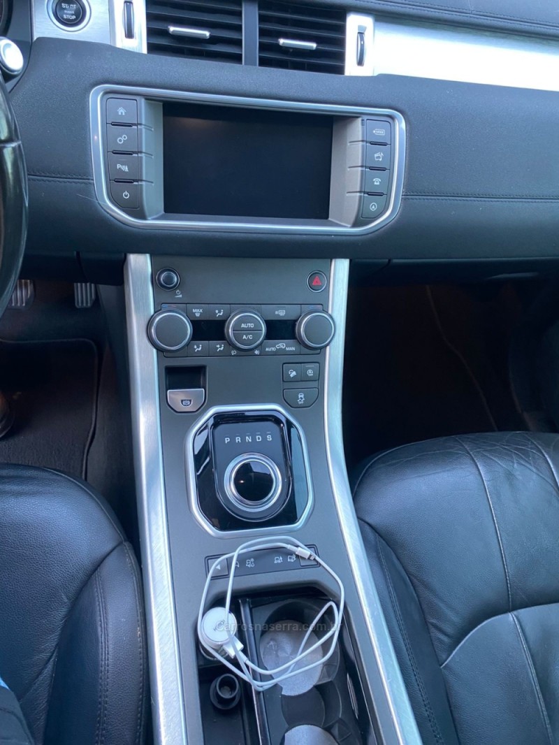RANGE ROVER EVOQUE 2.0 SE 4WD 16V GASOLINA 4P AUTOMÁTICO - 2018 - FARROUPILHA