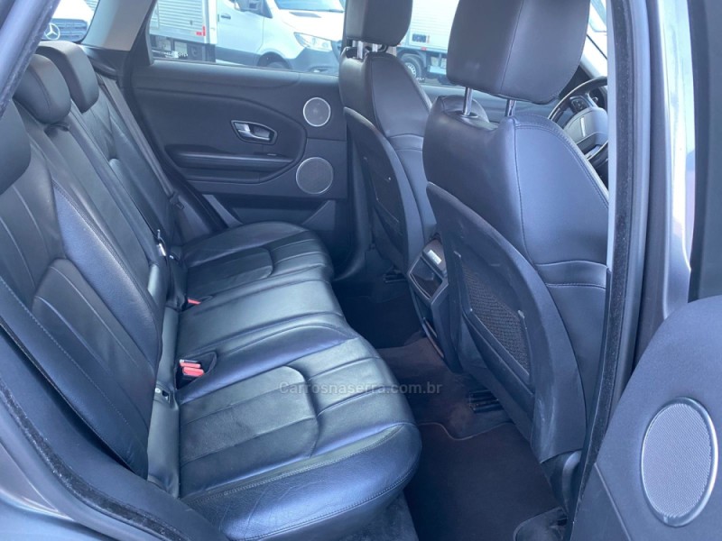 RANGE ROVER EVOQUE 2.0 SE 4WD 16V GASOLINA 4P AUTOMÁTICO - 2018 - FARROUPILHA