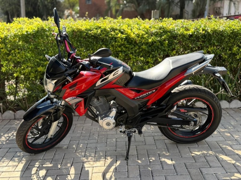CB 250F TWISTER CBS - 2019 - VACARIA