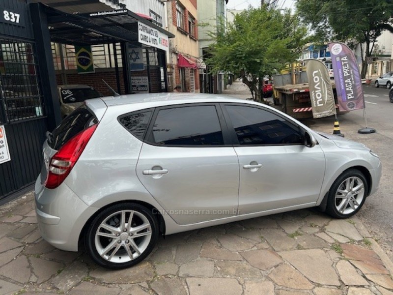 I30 2.0 MPFI GLS 16V GASOLINA 4P MANUAL - 2010 - CAXIAS DO SUL