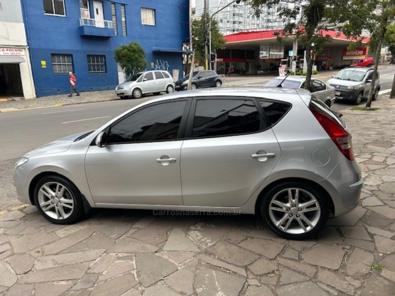 I30 2.0 MPFI GLS 16V GASOLINA 4P MANUAL - 2010 - CAXIAS DO SUL