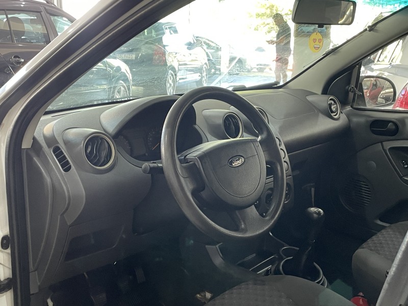 FIESTA 1.0 MPI PERSONNALITÉ 8V GASOLINA 4P MANUAL - 2005 - CAXIAS DO SUL