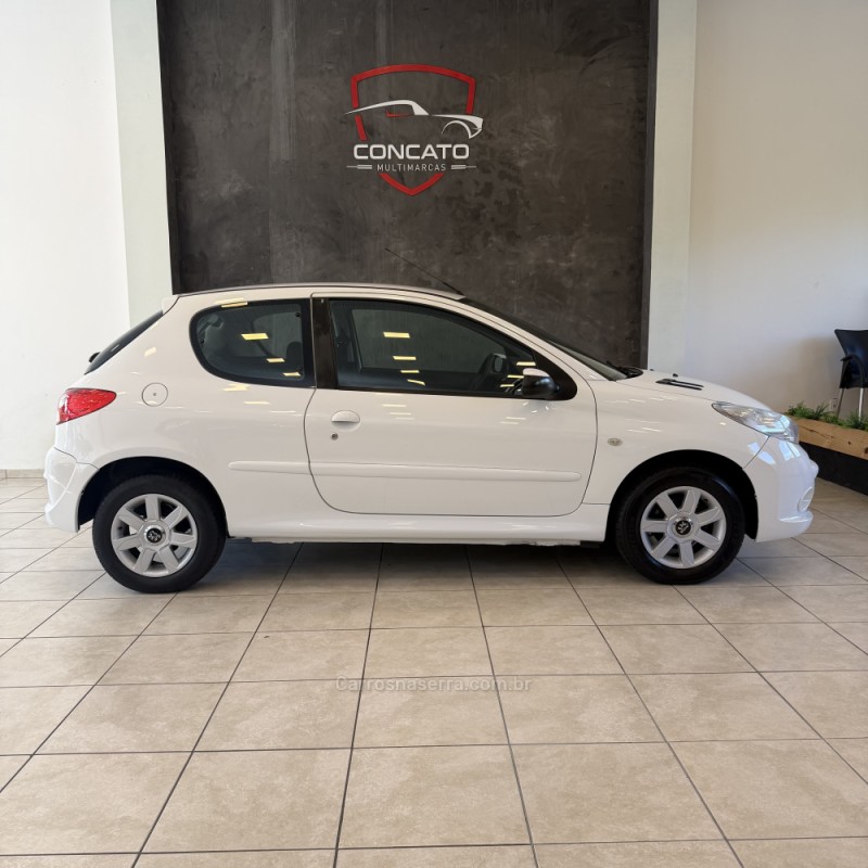 207 1.4 XR SPORT 8V FLEX 2P MANUAL - 2013 - FARROUPILHA