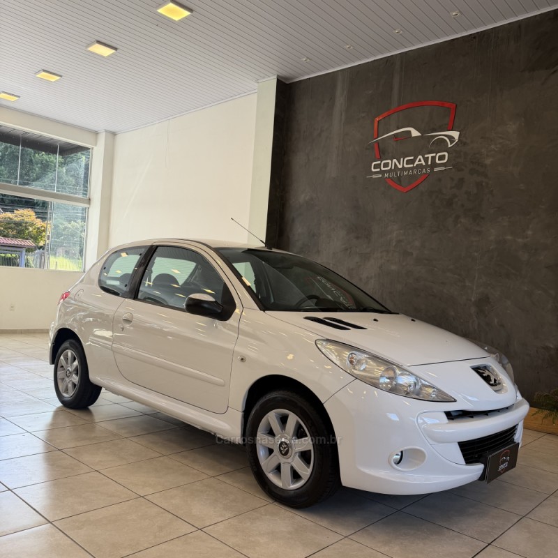 207 1.4 XR SPORT 8V FLEX 2P MANUAL - 2013 - FARROUPILHA