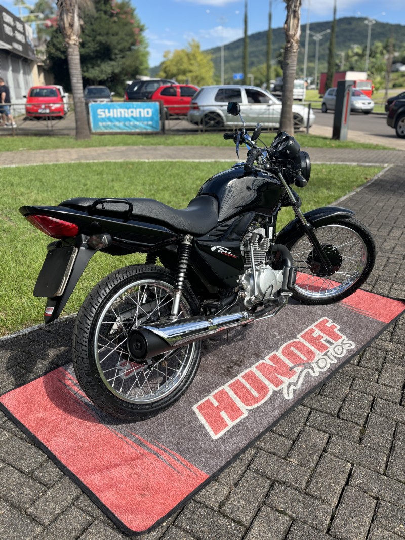 CG 125 FAN KS - 2013 - FELIZ