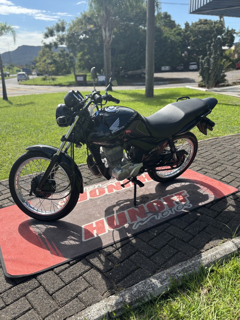 CG 125 FAN KS - 2013 - FELIZ