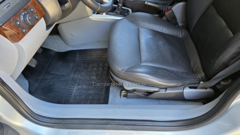 VECTRA 2.0 MPFI ELEGANCE 8V 140CV FLEX 4P MANUAL - 2008 - SãO MARCOS