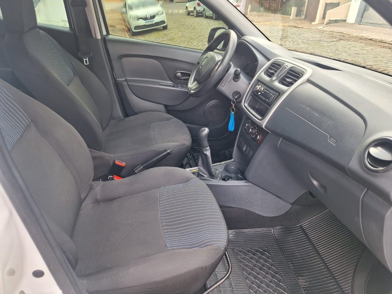 SANDERO 1.0 AUTHENTIQUE 8V FLEX 4P MANUAL - 2017 - CAXIAS DO SUL