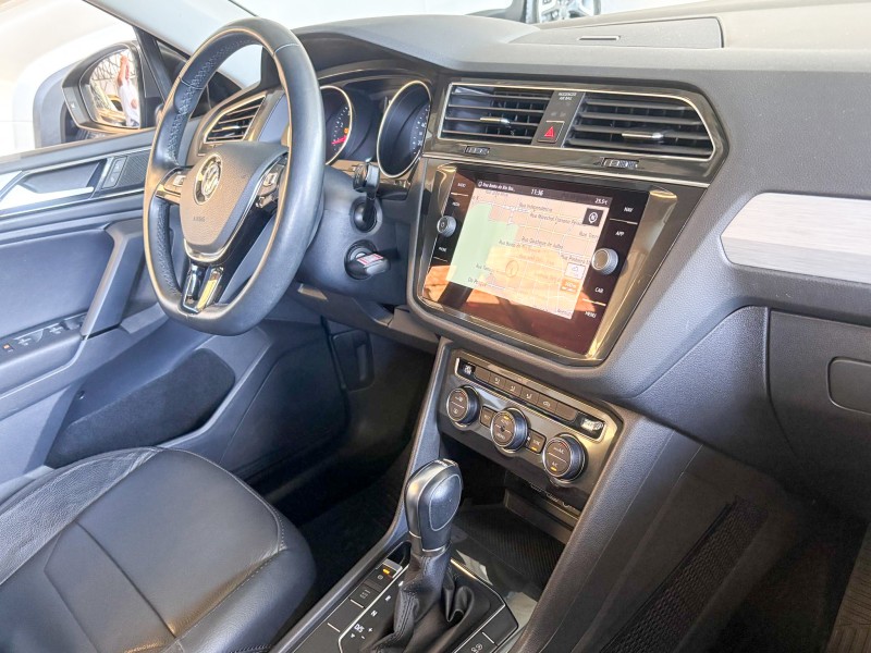 TIGUAN 1.4 ALLSPACE 250 TSI FLEX 4P - 2018 - FARROUPILHA