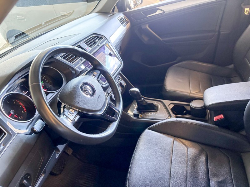 TIGUAN 1.4 ALLSPACE 250 TSI FLEX 4P - 2018 - FARROUPILHA