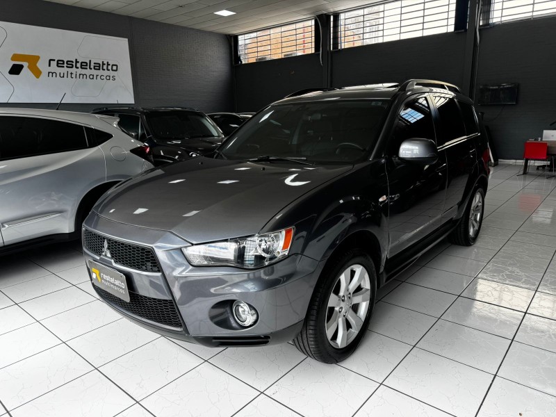 outlander 2.0 16v gasolina 4p automatico 2013 caxias do sul