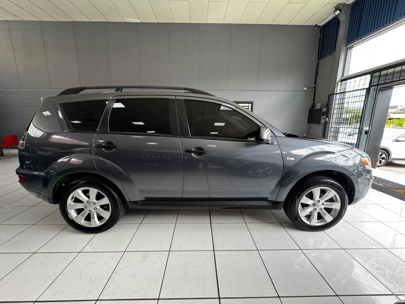 OUTLANDER 2.0 16V GASOLINA 4P AUTOMÁTICO - 2013 - CAXIAS DO SUL