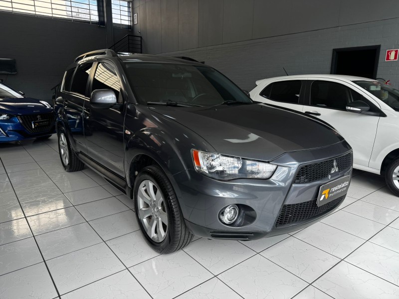 OUTLANDER 2.0 16V GASOLINA 4P AUTOMÁTICO - 2013 - CAXIAS DO SUL