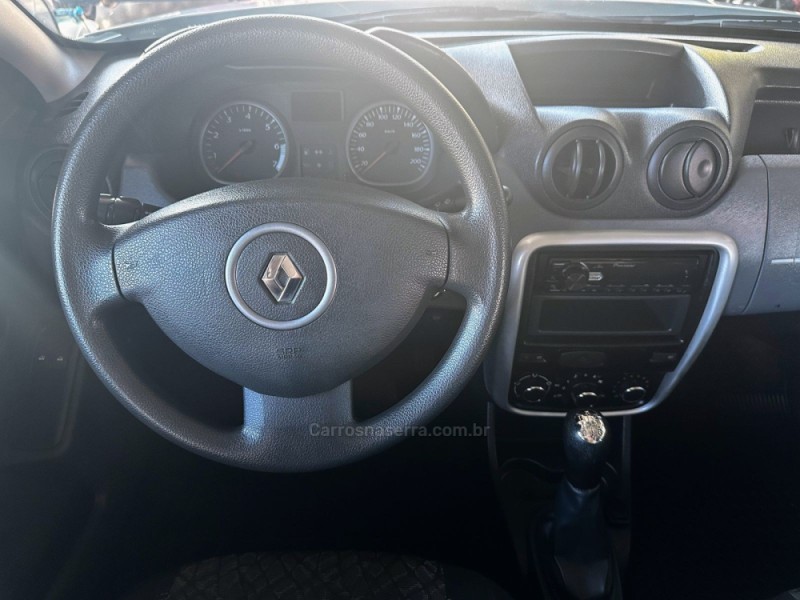 DUSTER 1.6 4X2 16V FLEX 4P MANUAL - 2014 - TRêS COROAS