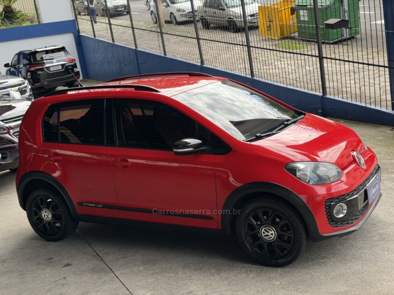 UP 1.0 TSI CROSS 12V FLEX 4P MANUAL - 2016 - CAXIAS DO SUL
