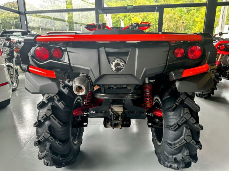 OUTLANDER 1000X MR - 2017 - TRêS COROAS