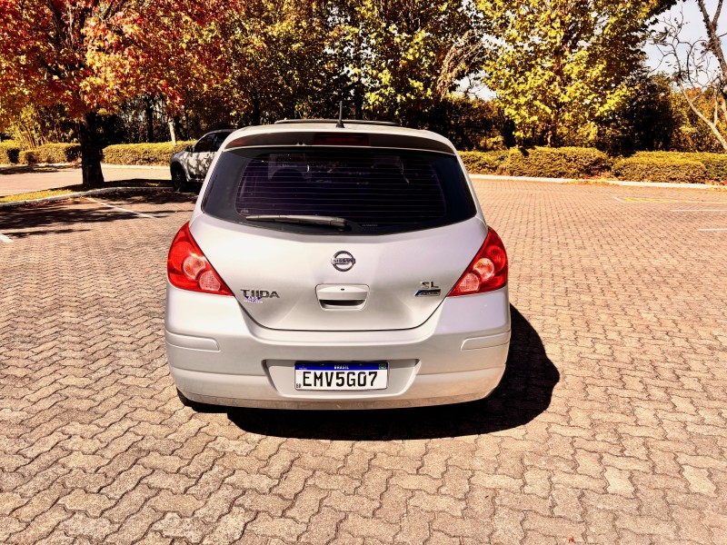 TIIDA 1.8 SL 16V GASOLINA 4P AUTOMÁTICO - 2012 - CAXIAS DO SUL