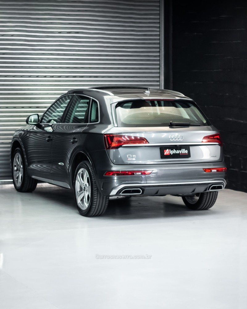 Q5 2.0 TFSI S LINE BLACK QUATTRO S TRONIC GASOLINA 4P - 2022 - CAXIAS DO SUL