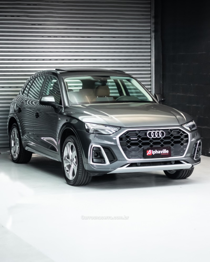Q5 2.0 TFSI S LINE BLACK QUATTRO S TRONIC GASOLINA 4P - 2022 - CAXIAS DO SUL