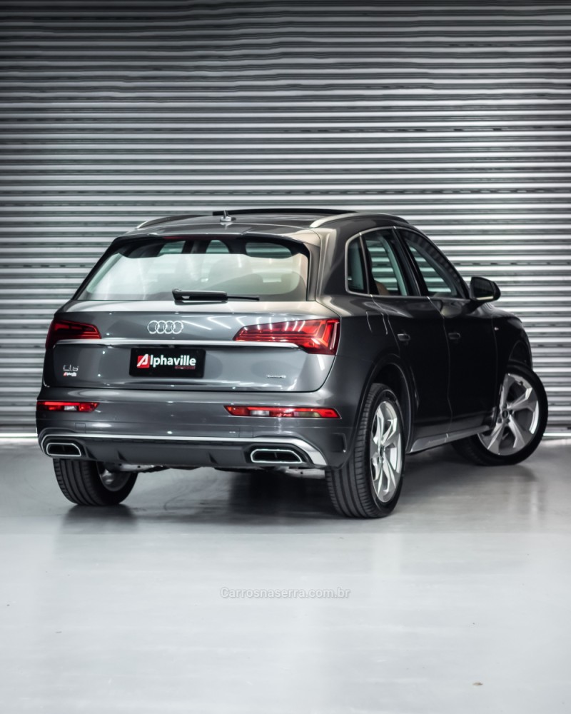 Q5 2.0 TFSI S LINE BLACK QUATTRO S TRONIC GASOLINA 4P - 2022 - CAXIAS DO SUL