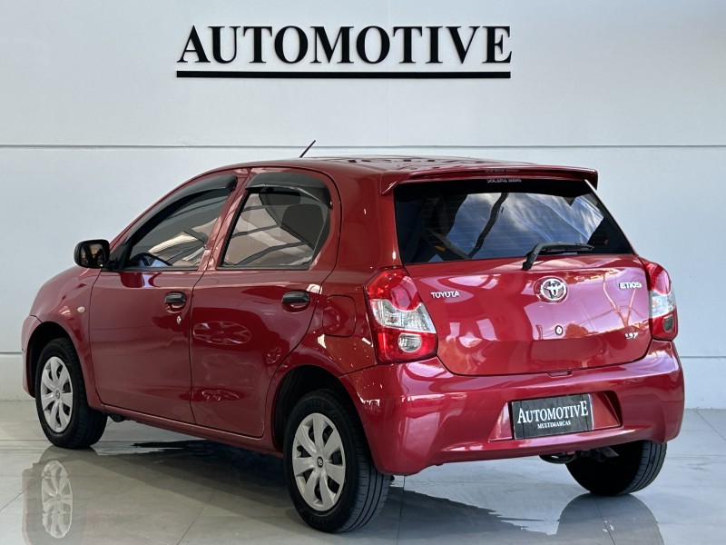 ETIOS 1.3 X 16V FLEX 4P MANUAL - 2013 - CAXIAS DO SUL