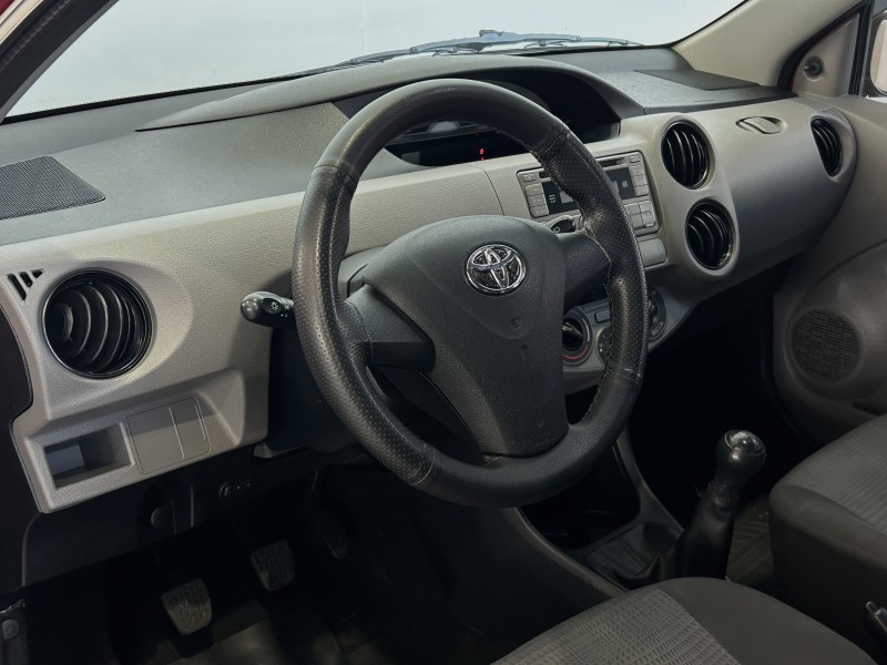 ETIOS 1.3 X 16V FLEX 4P MANUAL - 2013 - CAXIAS DO SUL