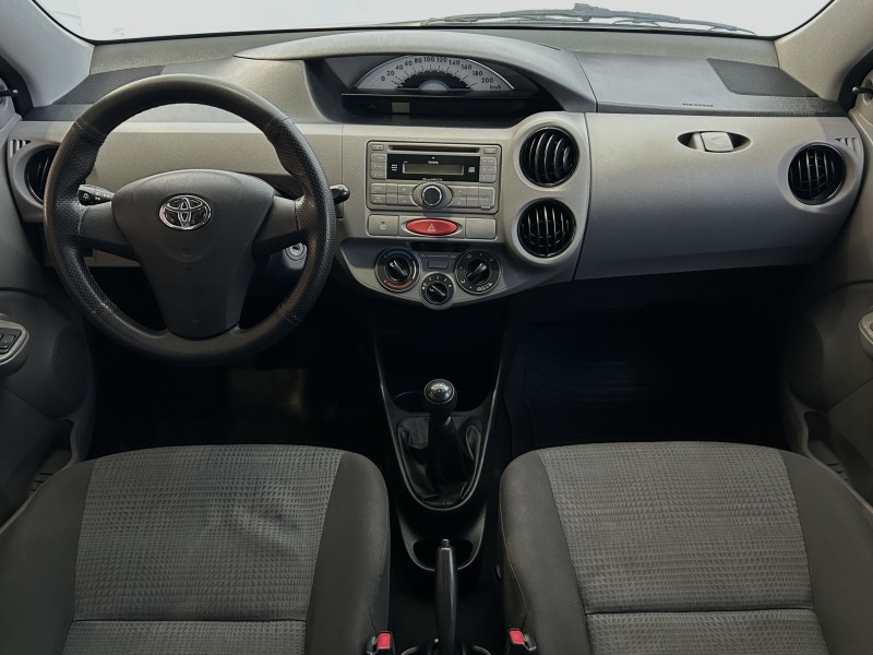 ETIOS 1.3 X 16V FLEX 4P MANUAL - 2013 - CAXIAS DO SUL