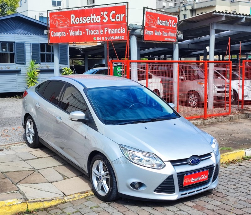 focus 2.0 se sedan 16v flex 4p automatico 2015 farroupilha