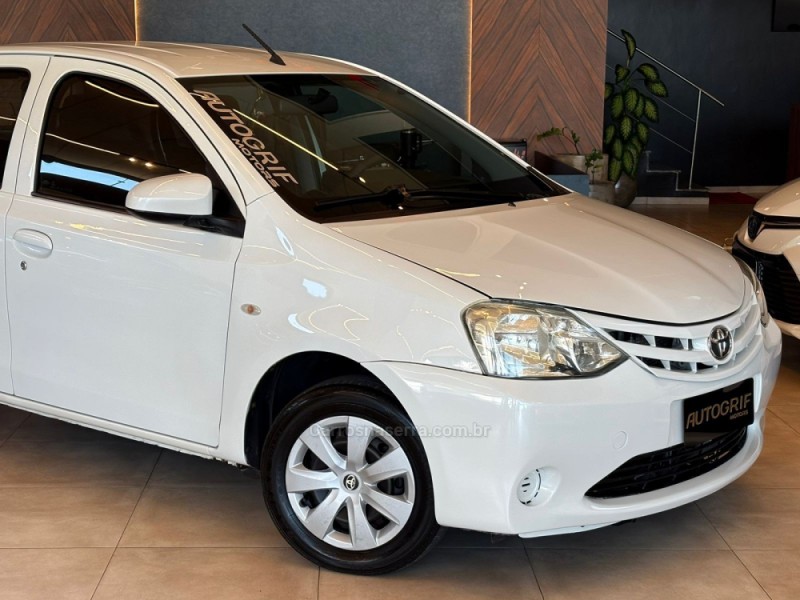 ETIOS 1.3 X 16V FLEX 4P MANUAL - 2015 - CAMPO BOM