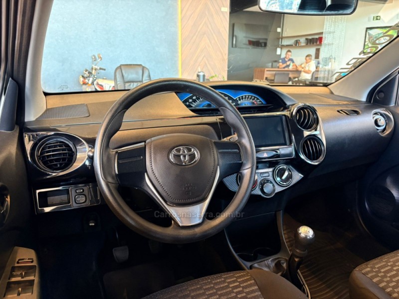 ETIOS 1.3 X 16V FLEX 4P MANUAL - 2015 - CAMPO BOM