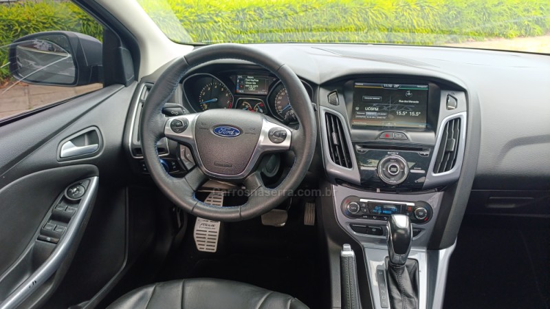 FOCUS 2.0 TITANIUM PLUS 16V FLEX 4P AUTOMÁTICO - 2015 - CAXIAS DO SUL