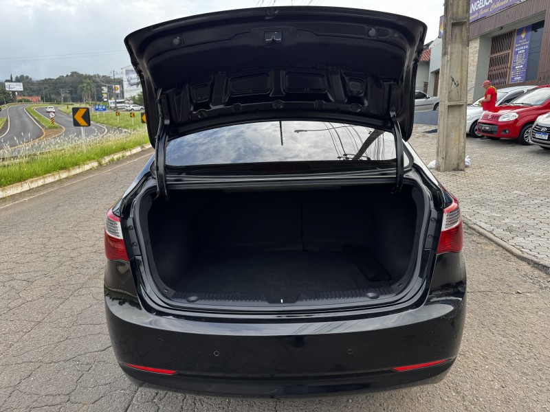 HB20S 1.6 PREMIUM 16V FLEX 4P AUTOMÁTICO - 2015 - DOIS IRMãOS