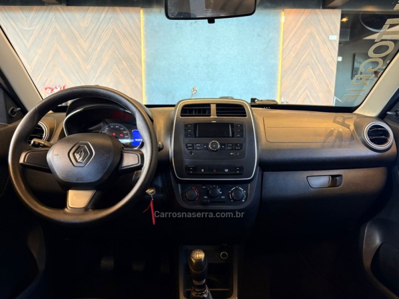 KWID 1.0 12V SCE FLEX ZEN MANUAL - 2020 - CAMPO BOM