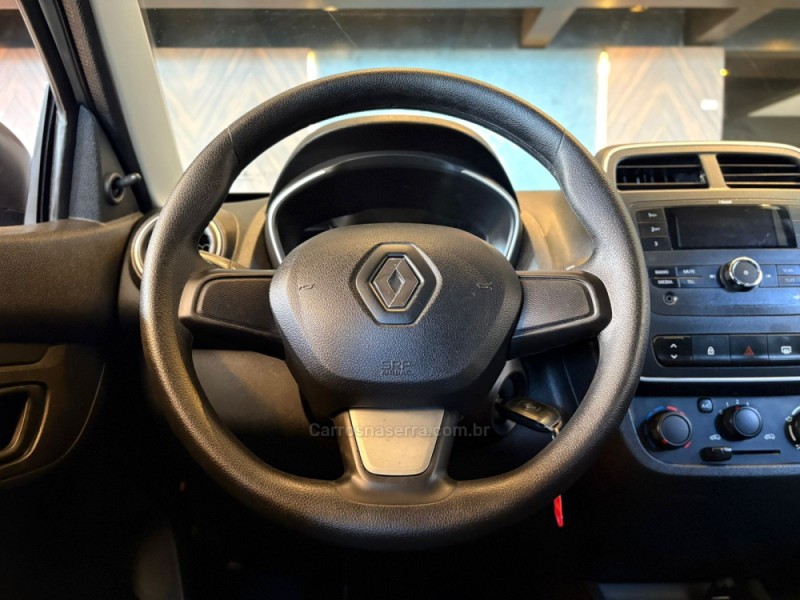 KWID 1.0 12V SCE FLEX ZEN MANUAL - 2020 - CAMPO BOM