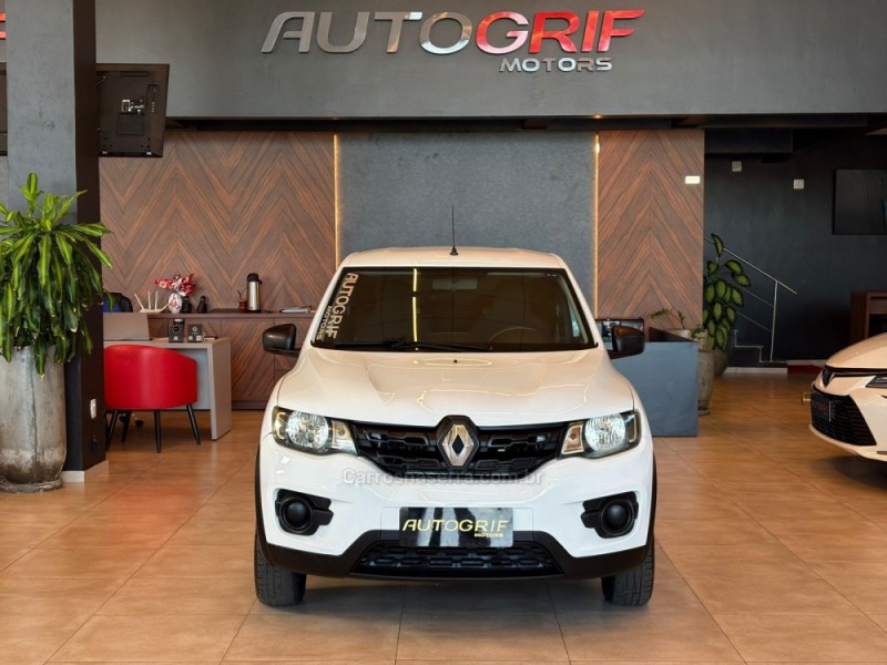 KWID 1.0 12V SCE FLEX ZEN MANUAL - 2020 - CAMPO BOM