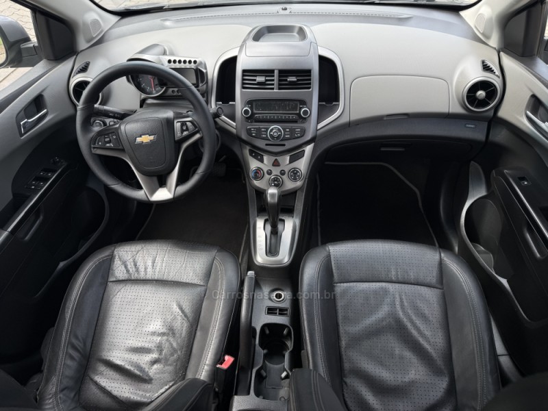 SONIC 1.6 LTZ SEDAN 16V FLEX 4P AUTOMÁTICO - 2012 - CAXIAS DO SUL