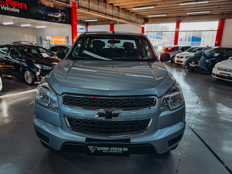 S10 2.4 LS 4X2 CD 8V FLEX 4P MANUAL - 2013 - CAXIAS DO SUL