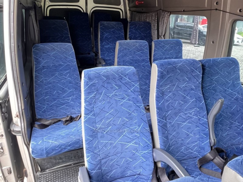 MASTER 2.5 DCI ESCOLAR L1H1 16 LUGARES 16V DIESEL 3P MANUAL - 2013 - ESTâNCIA VELHA