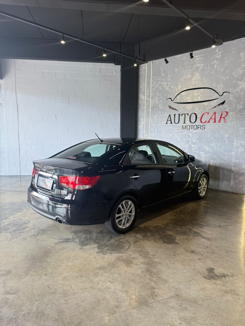 CERATO 1.6 SX3 16V FLEX 4P MANUAL - 2011 - CAXIAS DO SUL