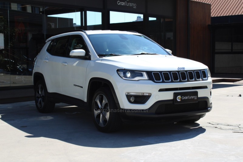 COMPASS 2.0 16V FLEX LONGITUDE AUTOMÁTICO - 2018 - CAXIAS DO SUL