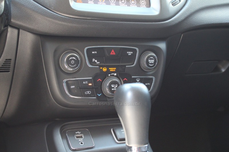 COMPASS 2.0 16V FLEX LONGITUDE AUTOMÁTICO - 2018 - CAXIAS DO SUL