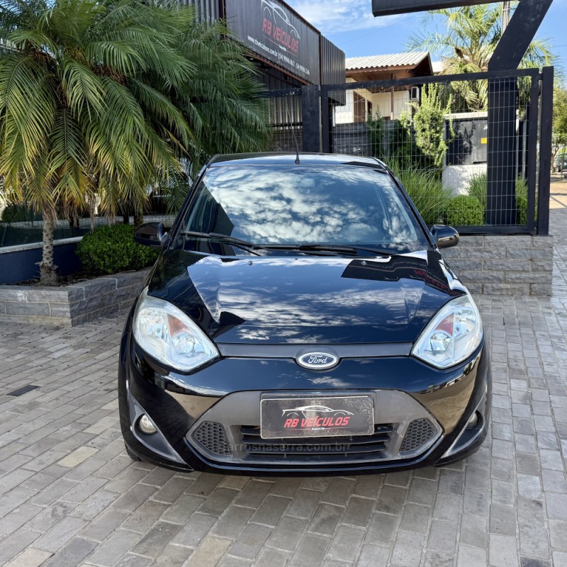 FIESTA 1.0 SE 8V FLEX 4P MANUAL - 2014 - GUAPORé