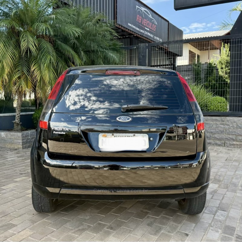 FIESTA 1.0 SE 8V FLEX 4P MANUAL - 2014 - GUAPORé